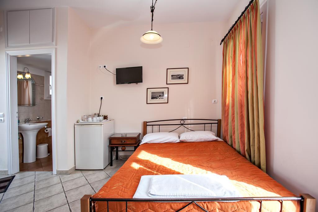 Arxontiko Hotel Tinos Exterior photo